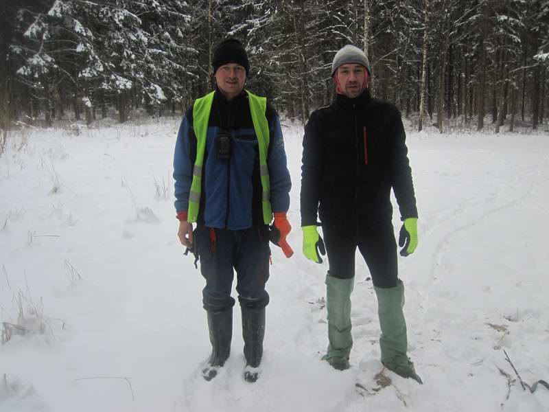 Два Сергея экипировались для преодоления болота
