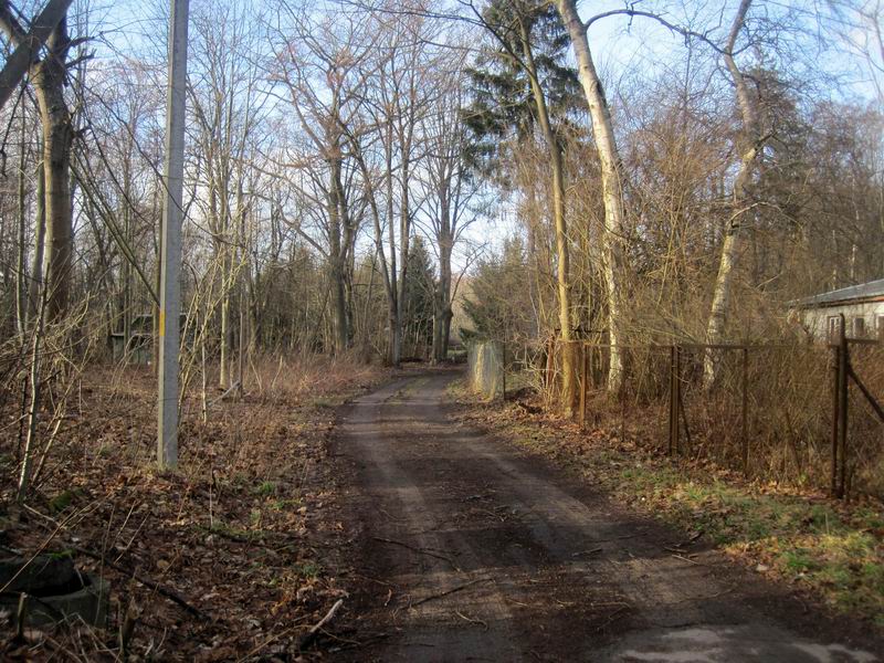 Свернули в Отрадном на Партизанский переулок