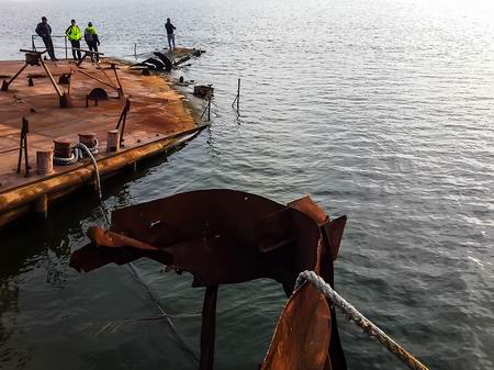 На корабельном погосте