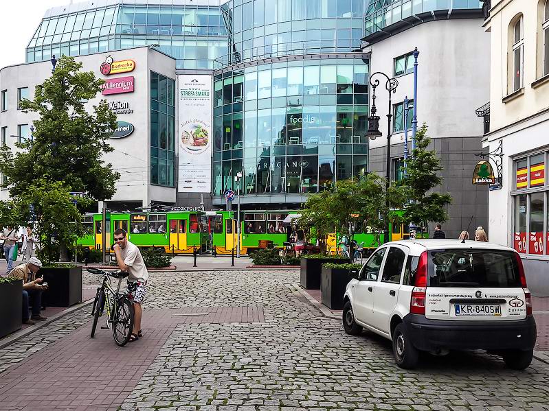 <a href='http://koenigbicycle.ru/js/ymapload/mapload.htm?maps/v1538tr.kml&52.4058333333333&16.9327777777778&17&hybrid'><img src='/images/Yandex_Maps_logo_25px.gif'></a> <a href='https://www.google.com/maps?z=15&t=h&q=52.4058333333333,16.9327777777778' target='_blank'><img src='/images/25px-Google_Maps_icon.jpg'></a>