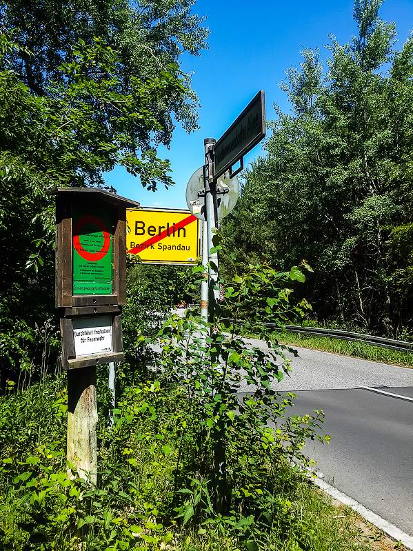 <a href='http://koenigbicycle.ru/js/ymapload/mapload.htm?maps/v1538tr.kml&52.5877777777778&13.2022222222222&17&hybrid'><img src='/images/Yandex_Maps_logo_25px.gif'></a> <a href='https://www.google.com/maps?z=15&t=h&q=52.5877777777778,13.2022222222222' target='_blank'><img src='/images/25px-Google_Maps_icon.jpg'></a>