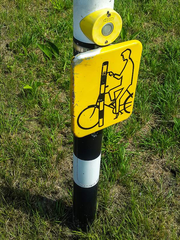 <a href='http://koenigbicycle.ru/js/ymapload/mapload.htm?maps/v1538tr.kml&52.445&5.55194444444444&17&hybrid'><img src='/images/Yandex_Maps_logo_25px.gif'></a> <a href='https://www.google.com/maps?z=15&t=h&q=52.445,5.55194444444444' target='_blank'><img src='/images/25px-Google_Maps_icon.jpg'></a>
