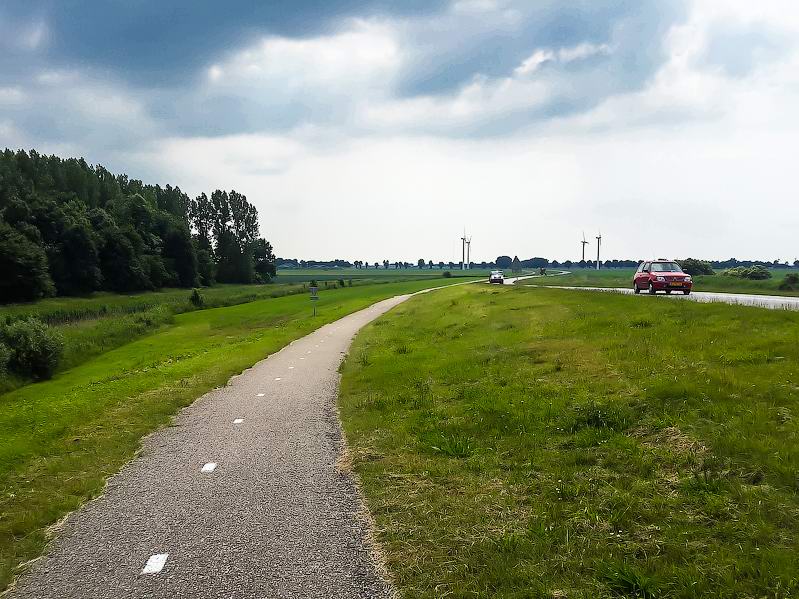 <a href='http://koenigbicycle.ru/js/ymapload/mapload.htm?maps/v1538tr.kml&52.4097222222222&5.49055555555556&17&hybrid'><img src='/images/Yandex_Maps_logo_25px.gif'></a> <a href='https://www.google.com/maps?z=15&t=h&q=52.4097222222222,5.49055555555556' target='_blank'><img src='/images/25px-Google_Maps_icon.jpg'></a>