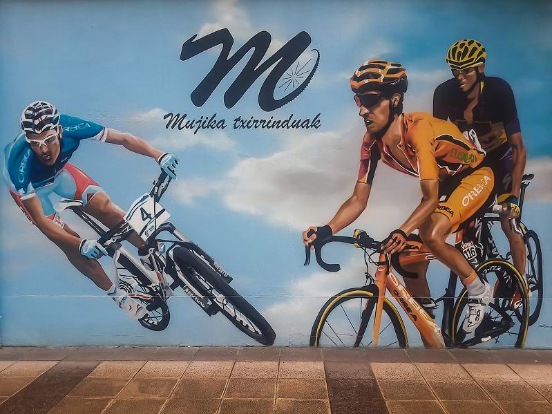 <a href='http://koenigbicycle.ru/js/ymapload/mapload.htm?maps/v1538tr.kml&43.0475&-2.19305555555556&17&hybrid'><img src='/images/Yandex_Maps_logo_25px.gif'></a> <a href='https://www.google.com/maps?z=15&t=h&q=43.0475,-2.19305555555556' target='_blank'><img src='/images/25px-Google_Maps_icon.jpg'></a>