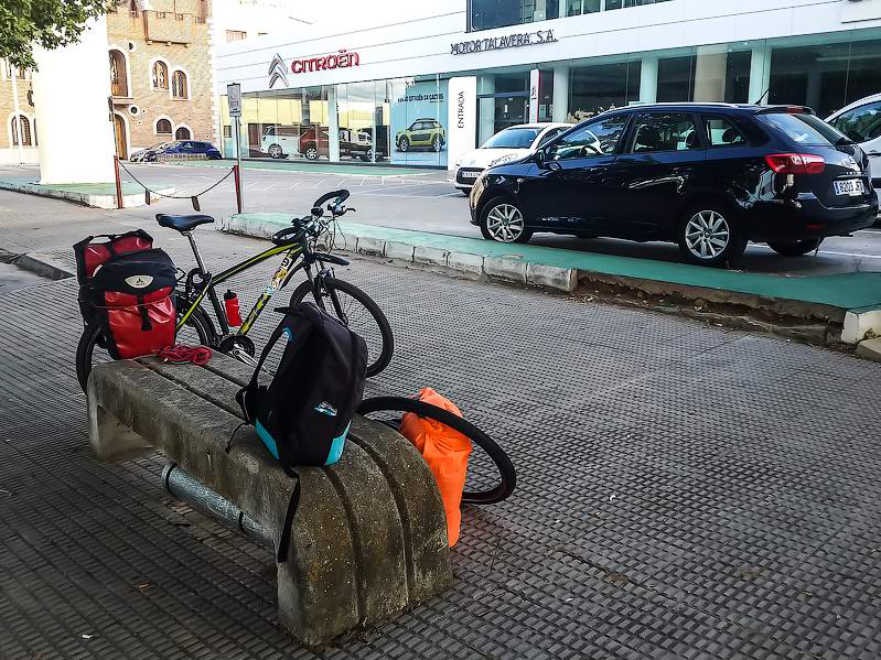 <a href='http://koenigbicycle.ru/js/ymapload/mapload.htm?maps/v1538tr.kml&39.9575&-4.85194444444444&17&hybrid'><img src='/images/Yandex_Maps_logo_25px.gif'></a> <a href='https://www.google.com/maps?z=15&t=h&q=39.9575,-4.85194444444444' target='_blank'><img src='/images/25px-Google_Maps_icon.jpg'></a>