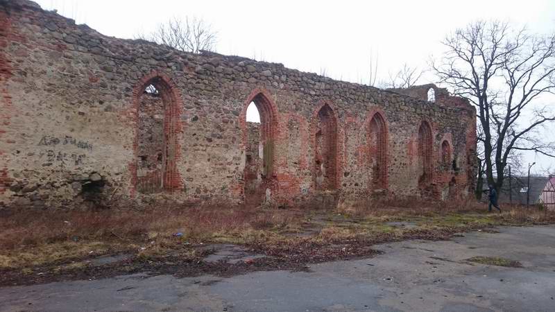 Евгений пошел на экскурсию