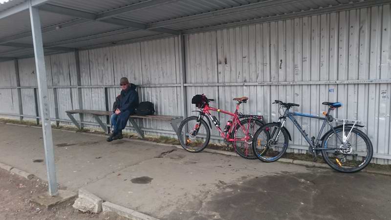 Остановка в Храброво, подустали (грунтовка)