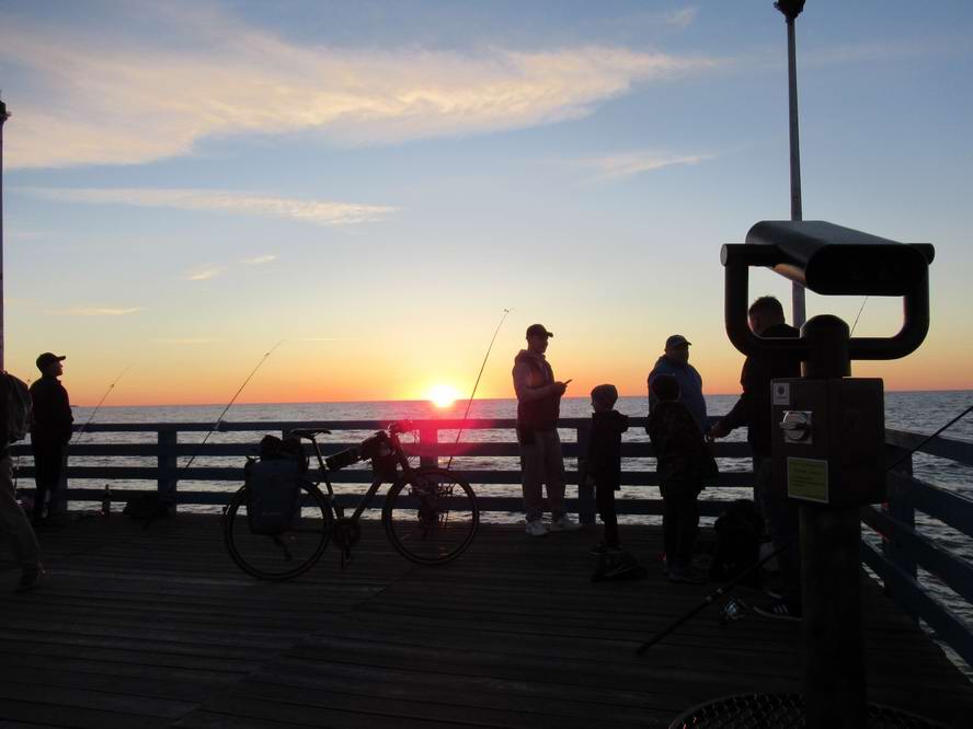 закат с велотемой. Гелиос облизывает новый велик Сергея Кузнецова