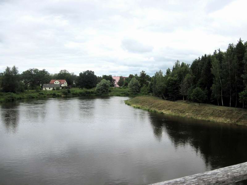 Река Гауя. Вид вниз по течению с моста