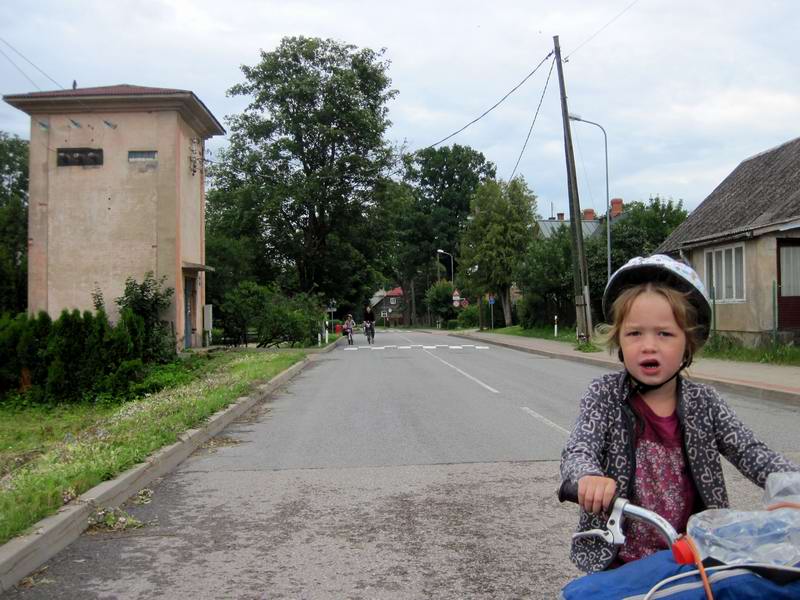 Поехали дальше