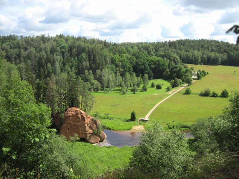 Утёс Звартас. Вид сверху