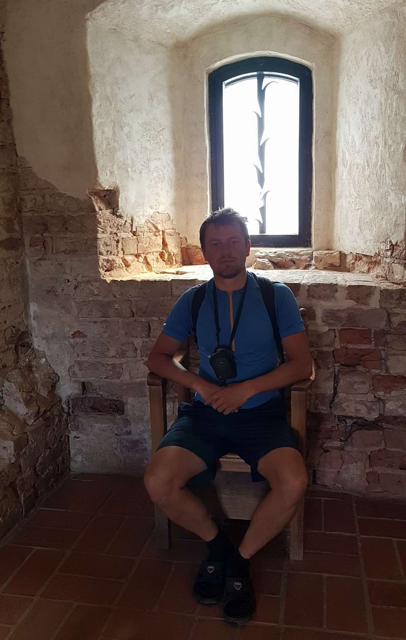 Сергей Мезенов на троне