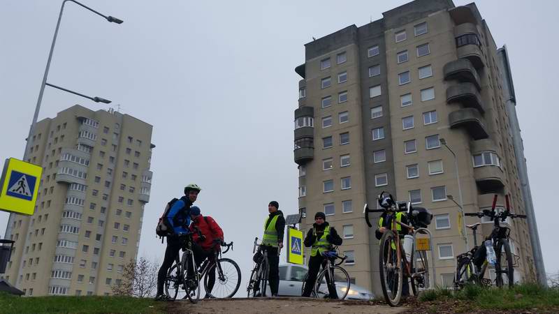 Остановка у двух высоток как на улице Горького