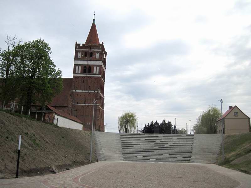 Лестница к кирхе
