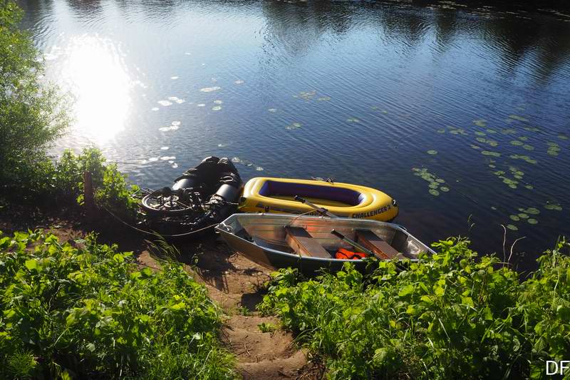 18:40. Лодки водной группы