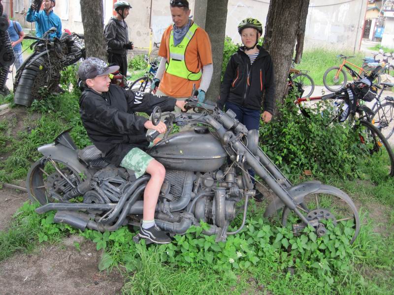 Дмитрий Щербина на мотоцикле
