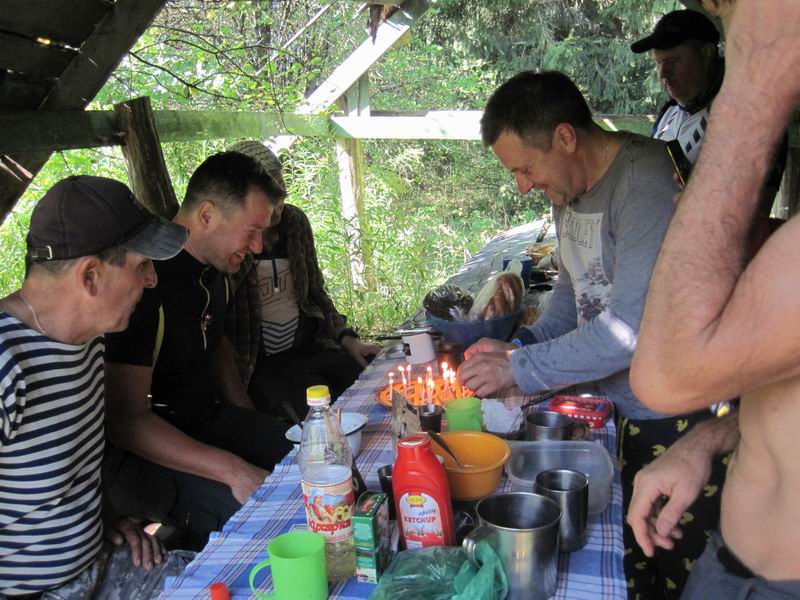 Пирог со свечками