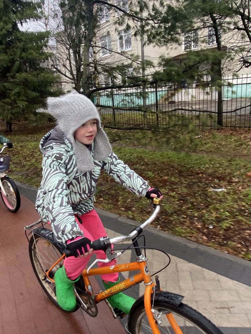 Детям весело