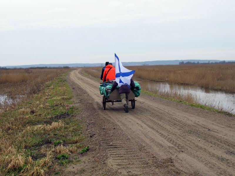 Эта дорога тупиковая и идёт до насосной станции.