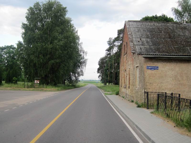 По улице Советской