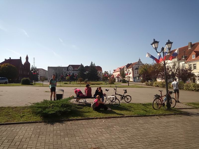 Готовимся ехать дальше на площади в Озёрске