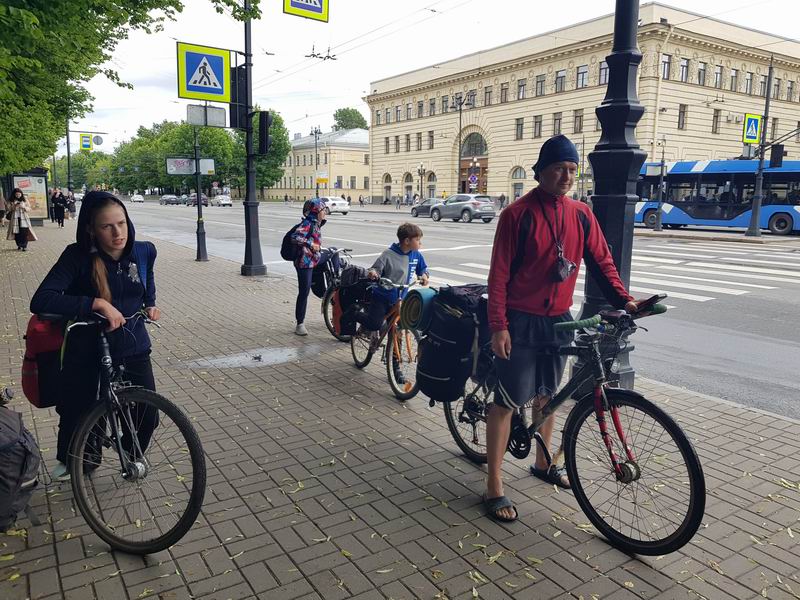 Вышли на Загородный проспект