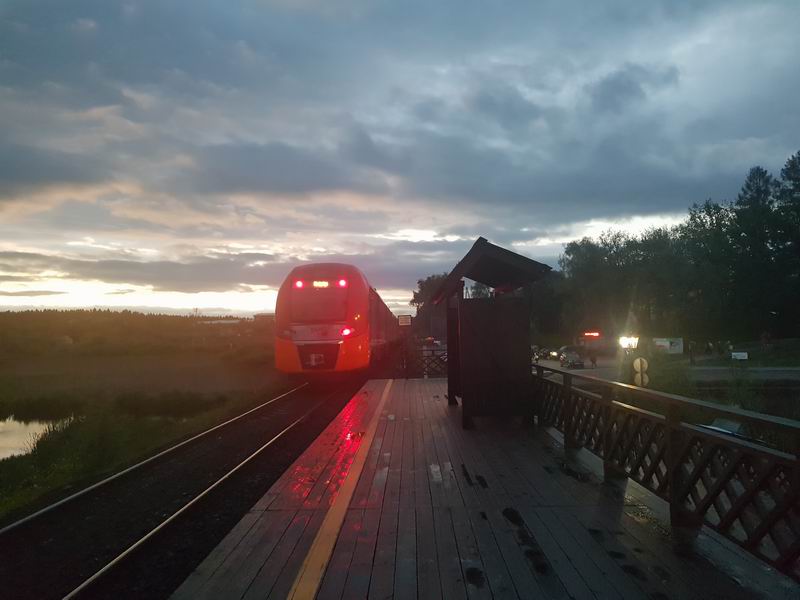 Ласточка поехала дальше