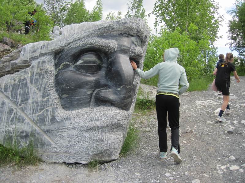 Скульптура из камня