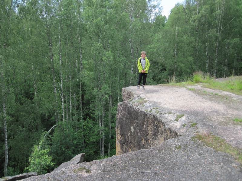 Дамиан Мезенов на скале