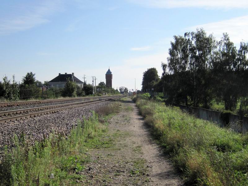 Велотропинка вдоль путей