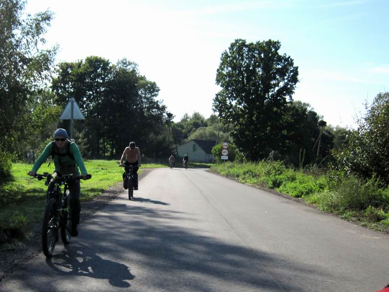 Поехали дальше