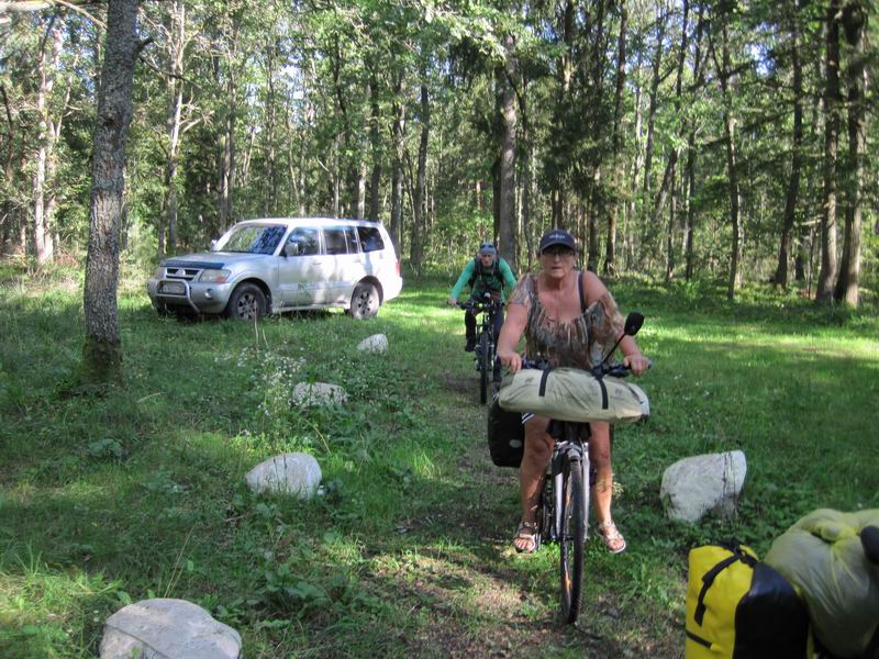 Едем по территории концлагеря