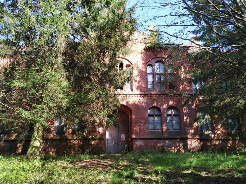 Одно из зданий гимназии