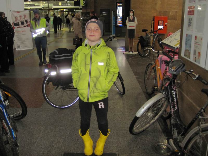 Дамиан Мезенов на Южном вокзале