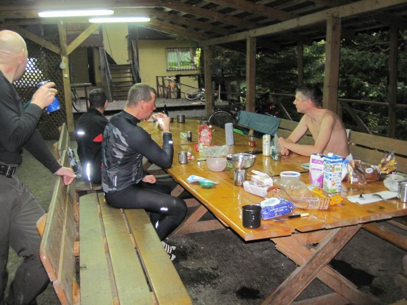 Утро в беседке