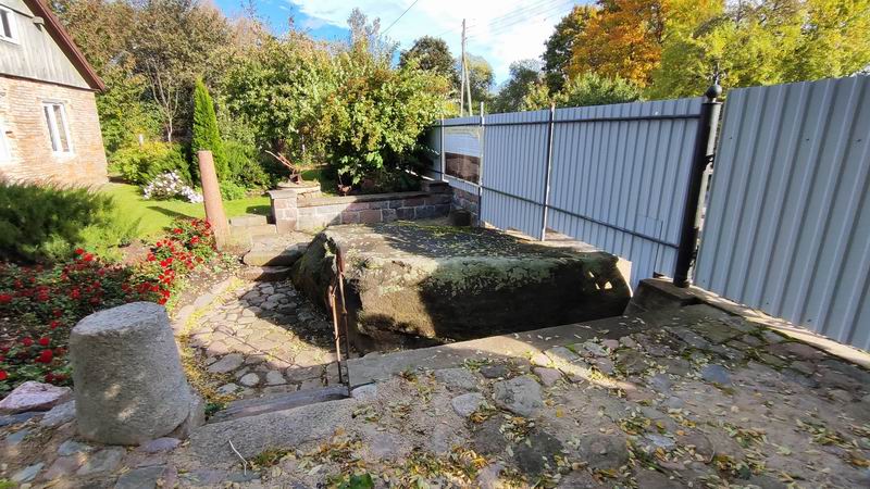 Камень с другой стороны