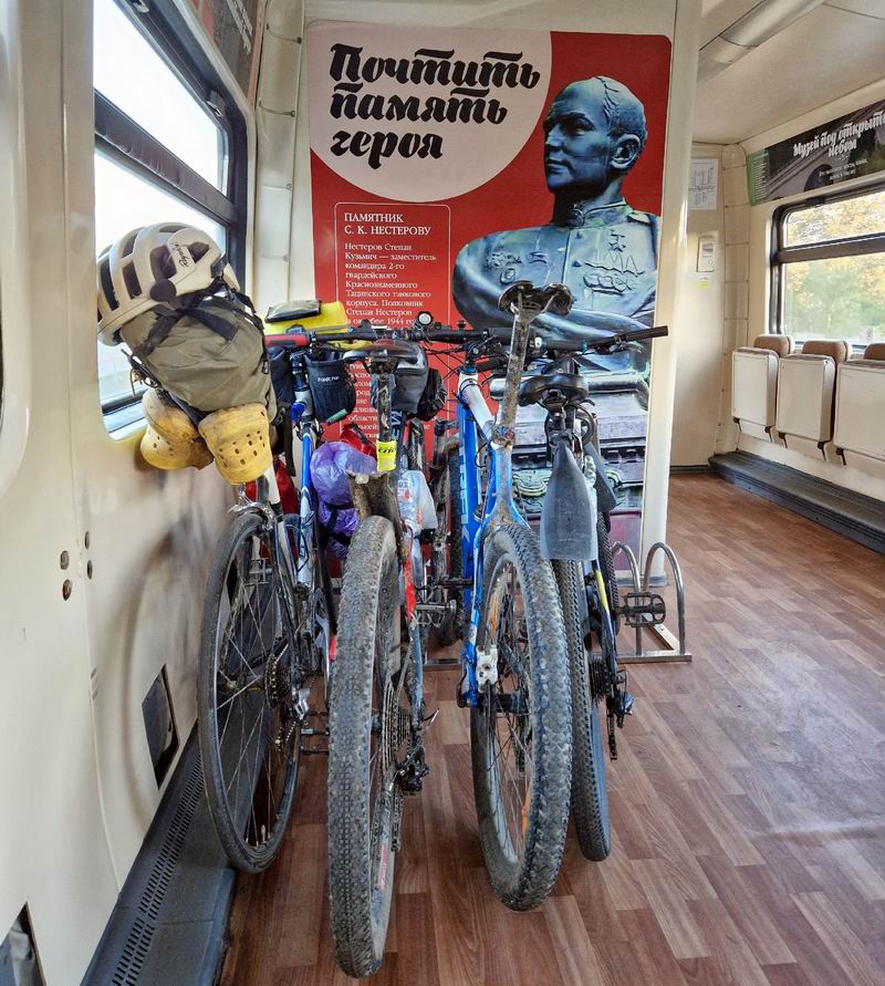 Разместились с комфортом в веловагоне