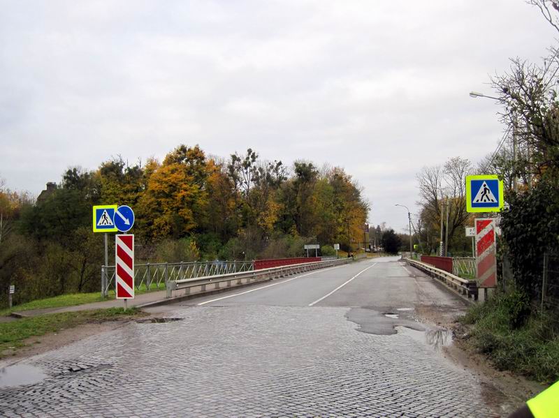 Мост через реку Голубую в Междуречье
