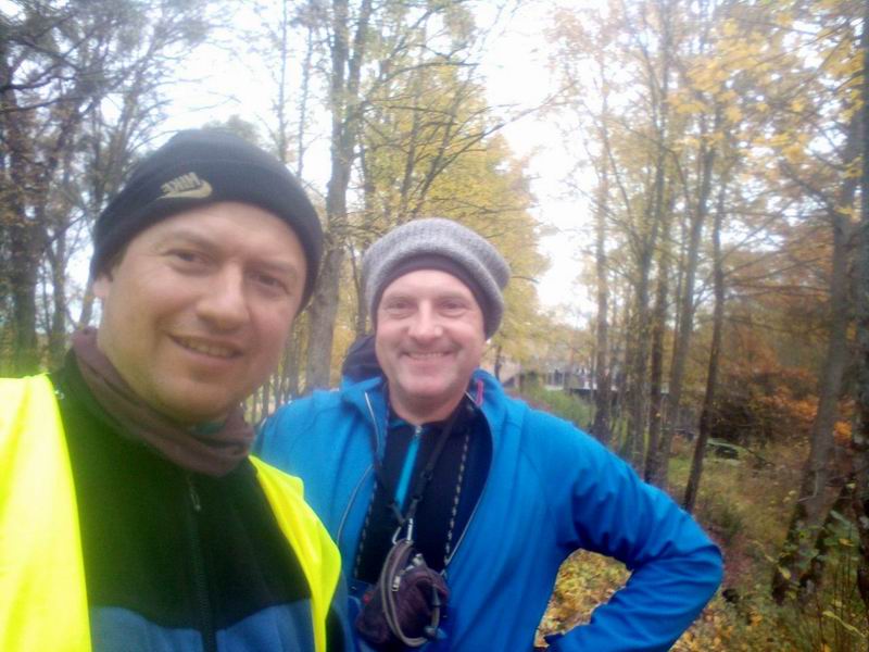 Участники велопробега на фоне 5-го шлюза