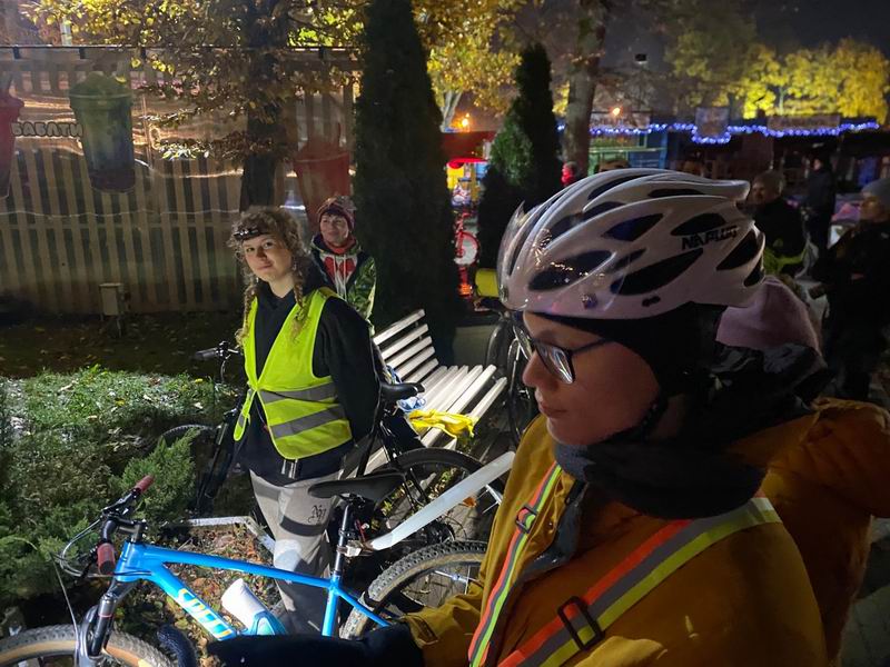 Слушаем сказки Игоря Жуковского