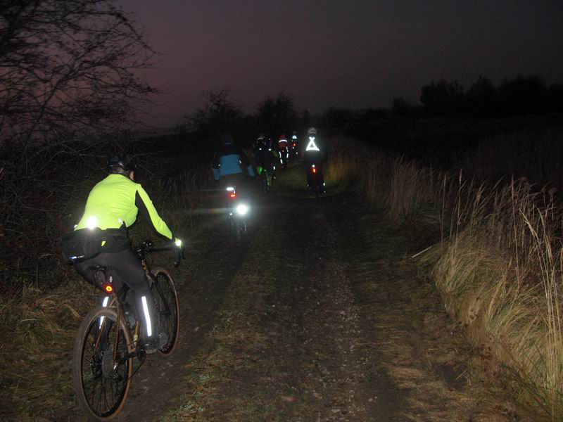 Дорога к насосной станции в Светлом.