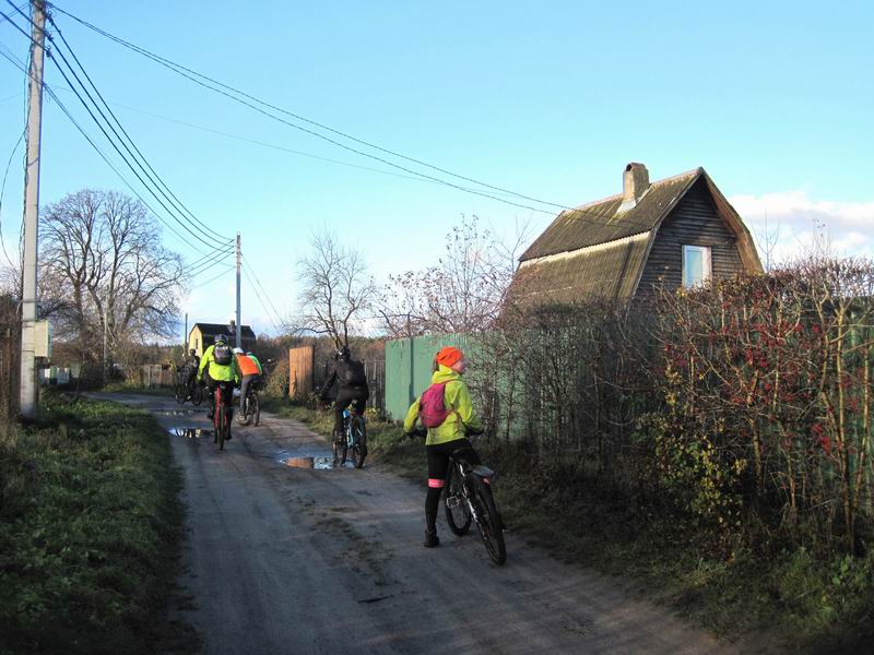 Остановка в Неплейкино с целью подождать Фёдора Щербину