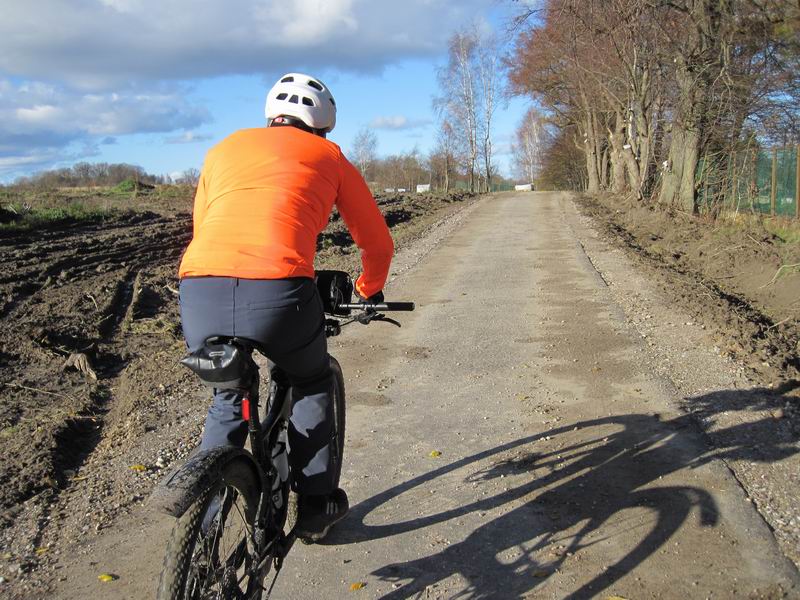 Гаврил Зыков на велодорожке