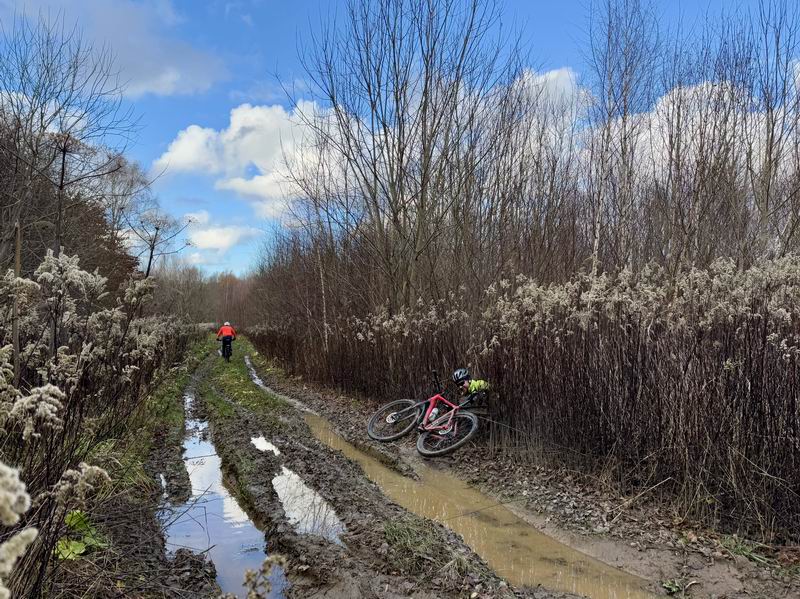 Андрей Кокоткин снова упал
