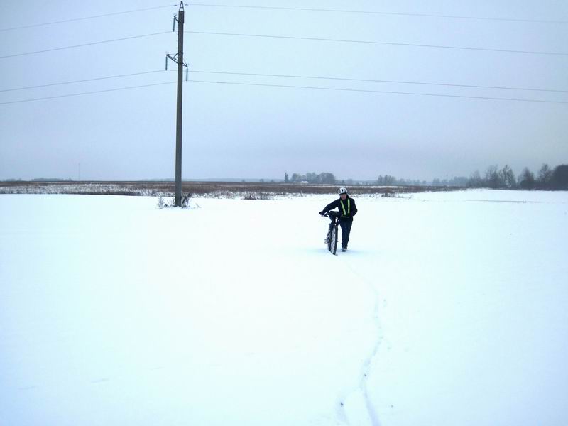 А колея свернула налево
