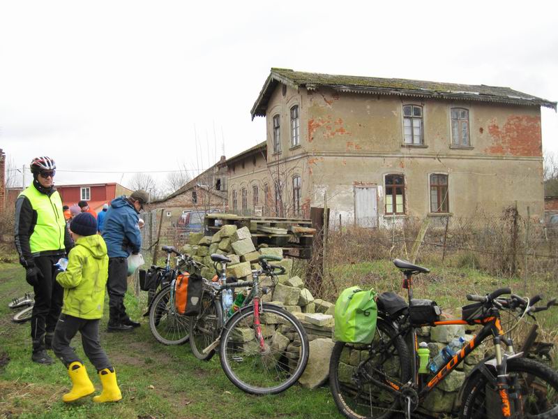 Остановка у кирхи в Славском