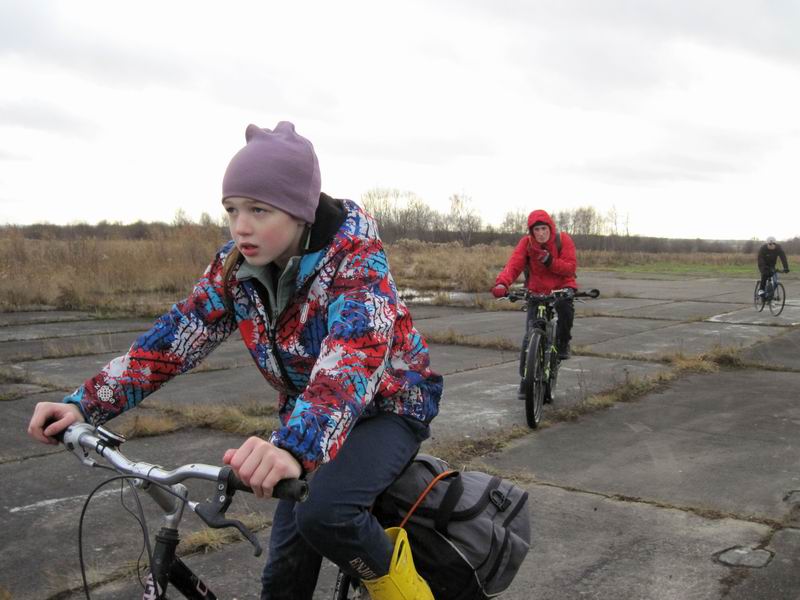 Илиана Мезенова, Александр Авдяков, Артём Виговский