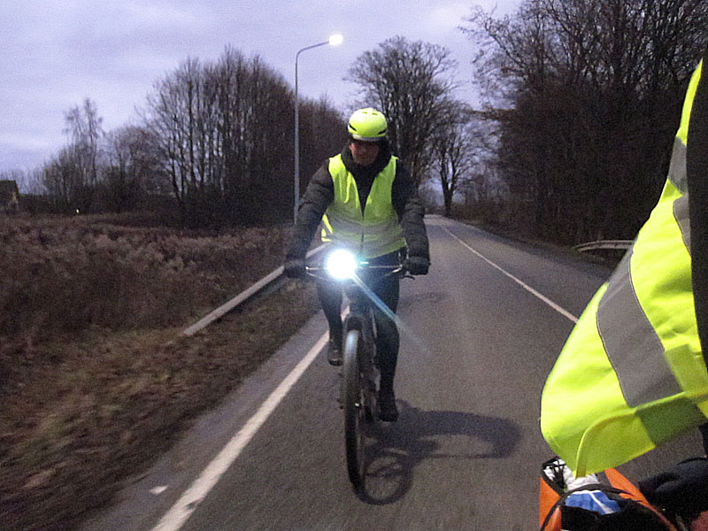 Дмитрий Ливенцев на колесе у Злого Чёрного тандема