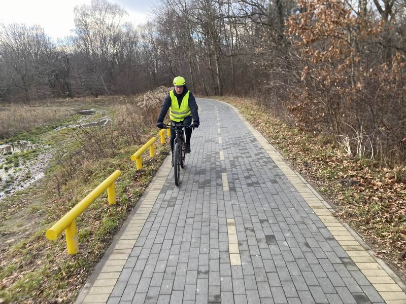 Дмитрий Ливенцев на ней