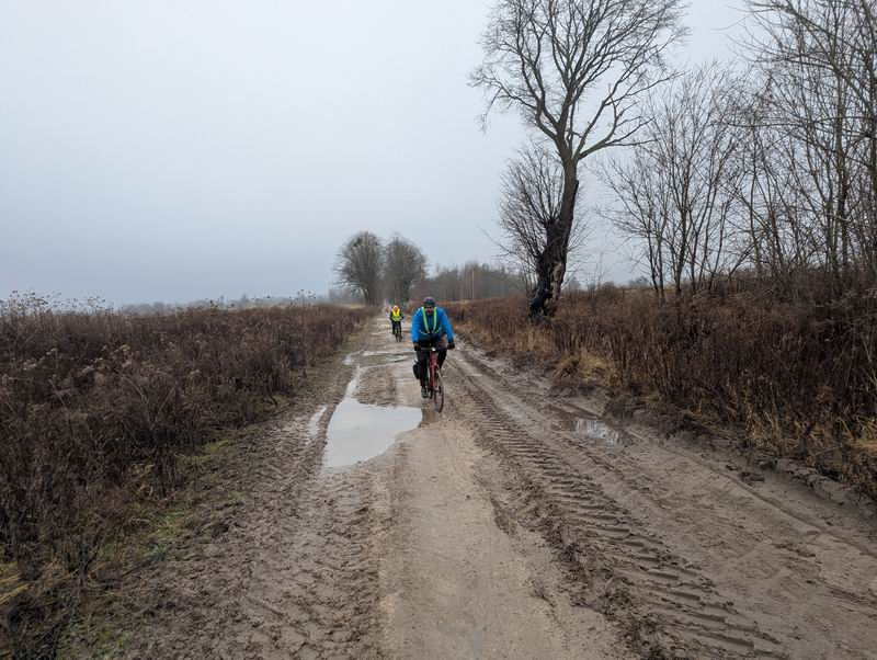 Начало дороги к п. Нагорное (один дом остался)